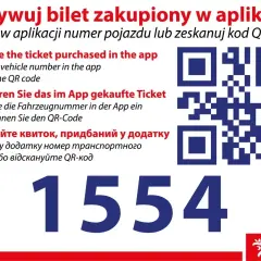 Instrukcja jak kupić bilet na PKP: aktywuj bilet w aplikacji, wpisując numer pojazdu lub skanując kod QR. Obok znajduje się kod QR i numer 1554.