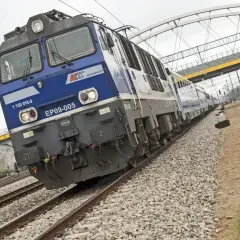 Pociąg Pendolino Katowice - Kołobrzeg, szukając informacji o cenie biletu, zobaczysz ten nowoczesny skład.