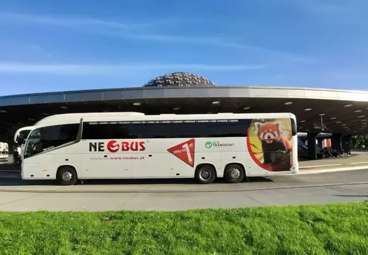 Gdzie odjeżdża globus bus z Krakowa do Zatora? Sprawdź zmiany w trasie