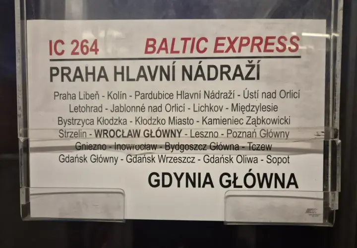 Rozkład jazdy pociągu IC 264 Baltic Express do Pragi. Sprawdź, ile kosztuje pociąg do Pragi, podróżując przez Wrocław, Poznań, Gdańsk, Gdynię.