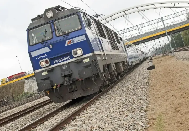 Pociąg Pendolino Katowice - Kołobrzeg, szukając informacji o cenie biletu, zobaczysz ten nowoczesny skład.