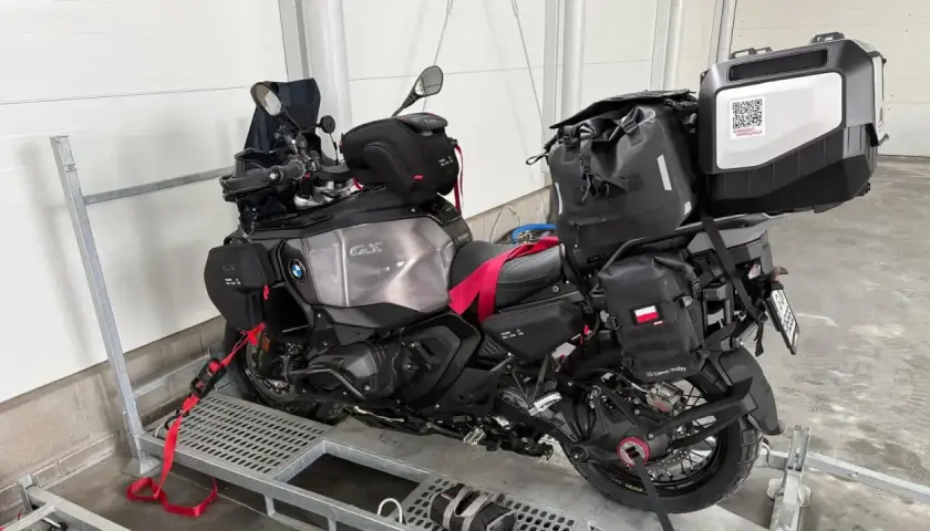 Jak przewieźć motocykl z Ukrainy bez zbędnych problemów i kosztów