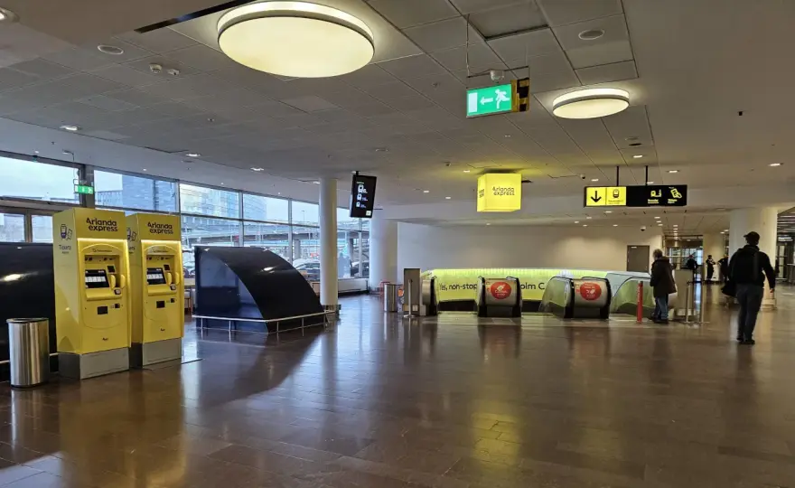 Sztokholm Arlanda - Jak najlepiej dojechać do centrum miasta?