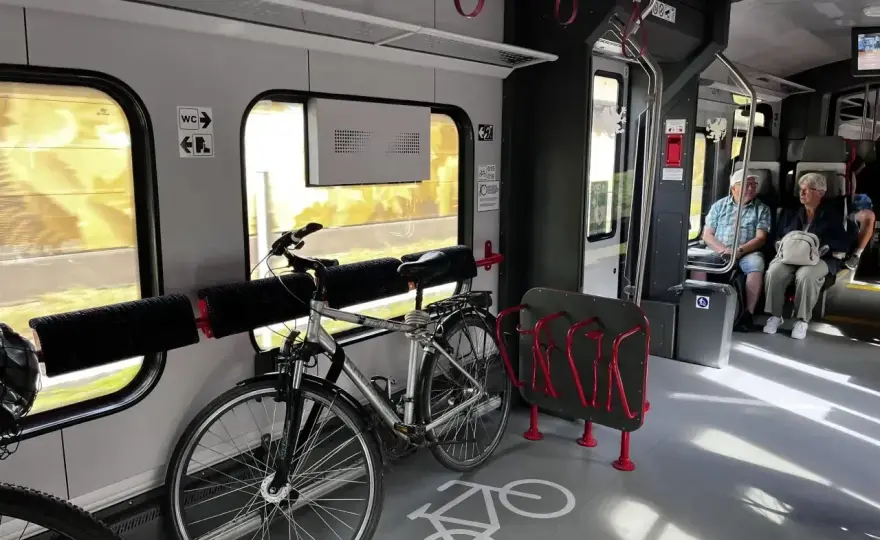 Bilet na rower PKP Intercity - Jak kupić i nie żałować?