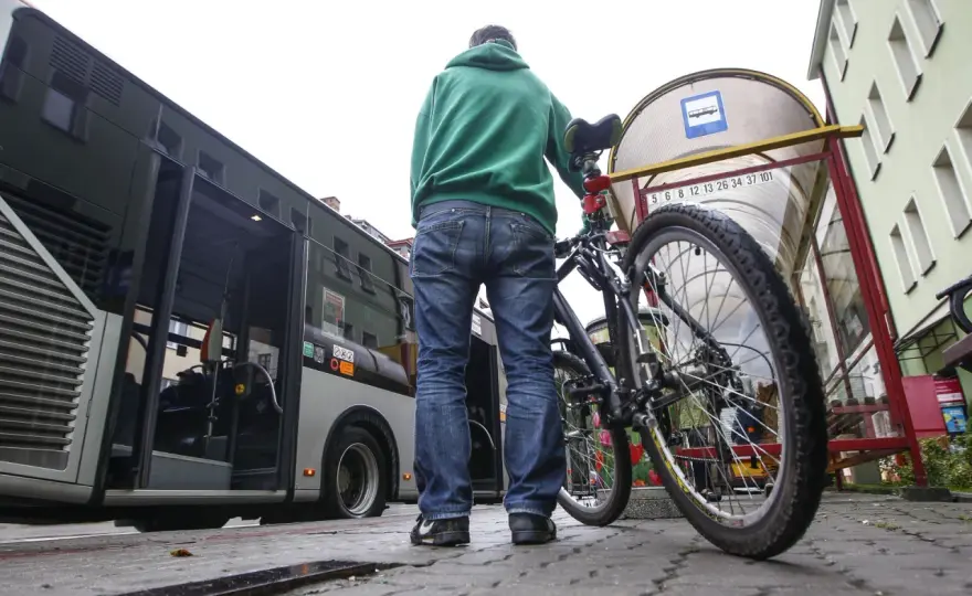 Przewóz roweru autobusem - Jak uniknąć problemów i odmowy?