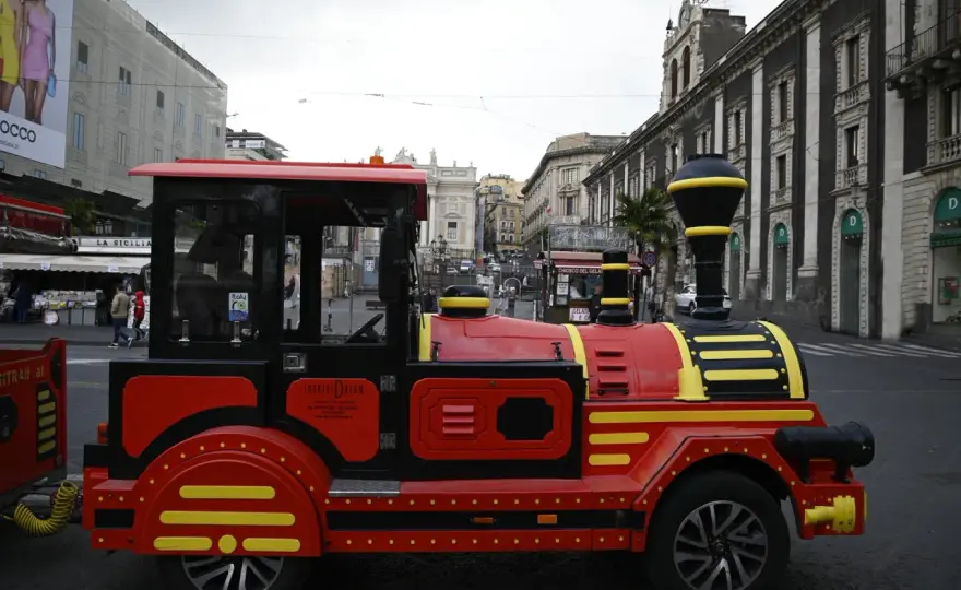 Dojazd z Katanii do Syrakuz - Pociąg, autobus czy auto? Co wybrać?