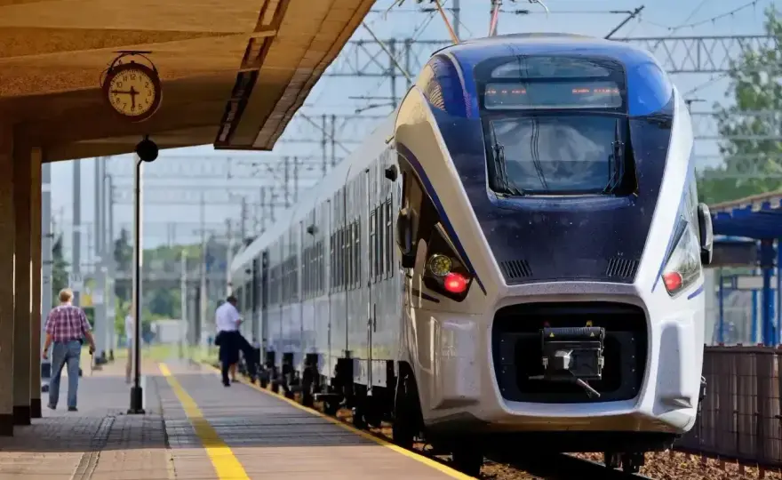 Czy można jechać wcześniejszym pociągiem Intercity?