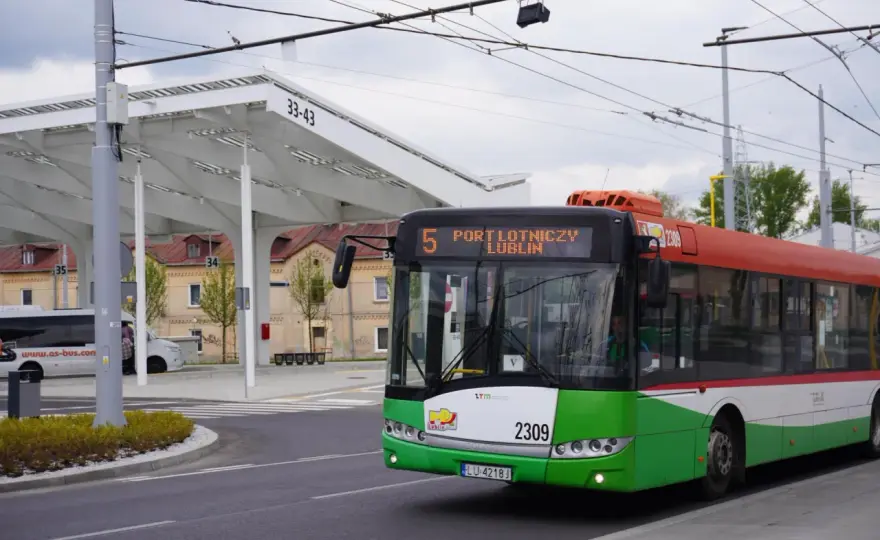 Szynobus Lublin lotnisko - Jak dojechać pod terminal w 15 minut?