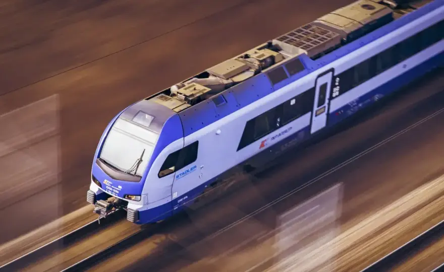 Bilet tygodniowy PKP - Ile kosztuje i kiedy się opłaca?