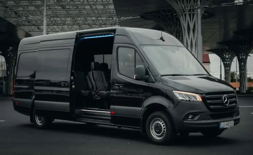 Bus Niemcy-Polska z adresu pod adres - Jak to działa i ile kosztuje?