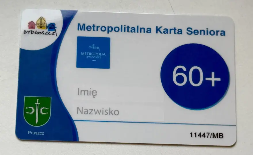 Karta seniora PKP - Czy naprawdę jej potrzebujesz? Sprawdź zniżki!