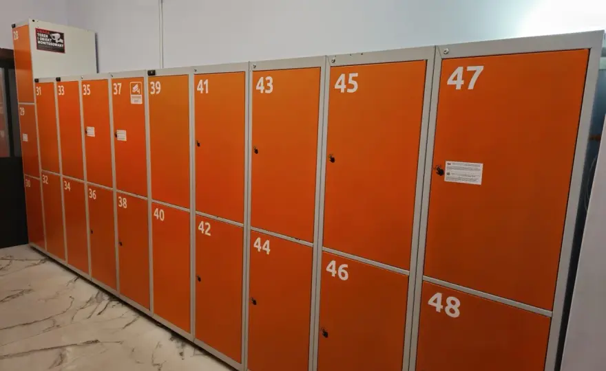 Skrytki Kraków Główny - Ile kosztuje i czy warto?