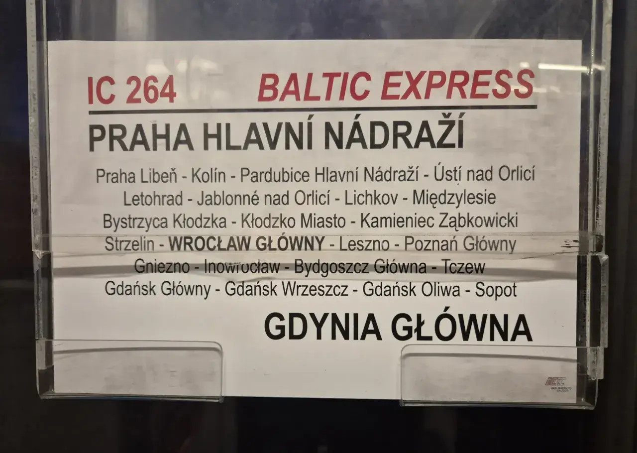 Rozkład jazdy pociągu IC 264 Baltic Express do Pragi. Sprawdź, ile kosztuje pociąg do Pragi, podróżując przez Wrocław, Poznań, Gdańsk, Gdynię.