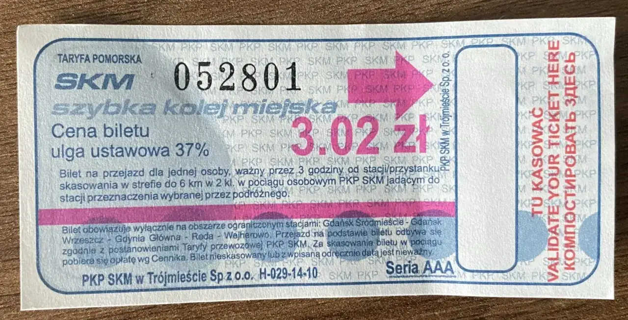 SKM bilet miesięczny na szybką kolej miejską, cena 3,02 zł. Numer biletu 052801.