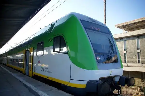 Zdjęcie Rozkład jazdy PKP Wołomin Warszawa Wileńska – nie przegap odjazdów!
